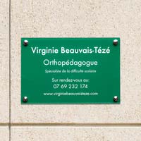 Plaque professionnelle plexiglas fond vert gravure blanche, format 30 x 20 cm